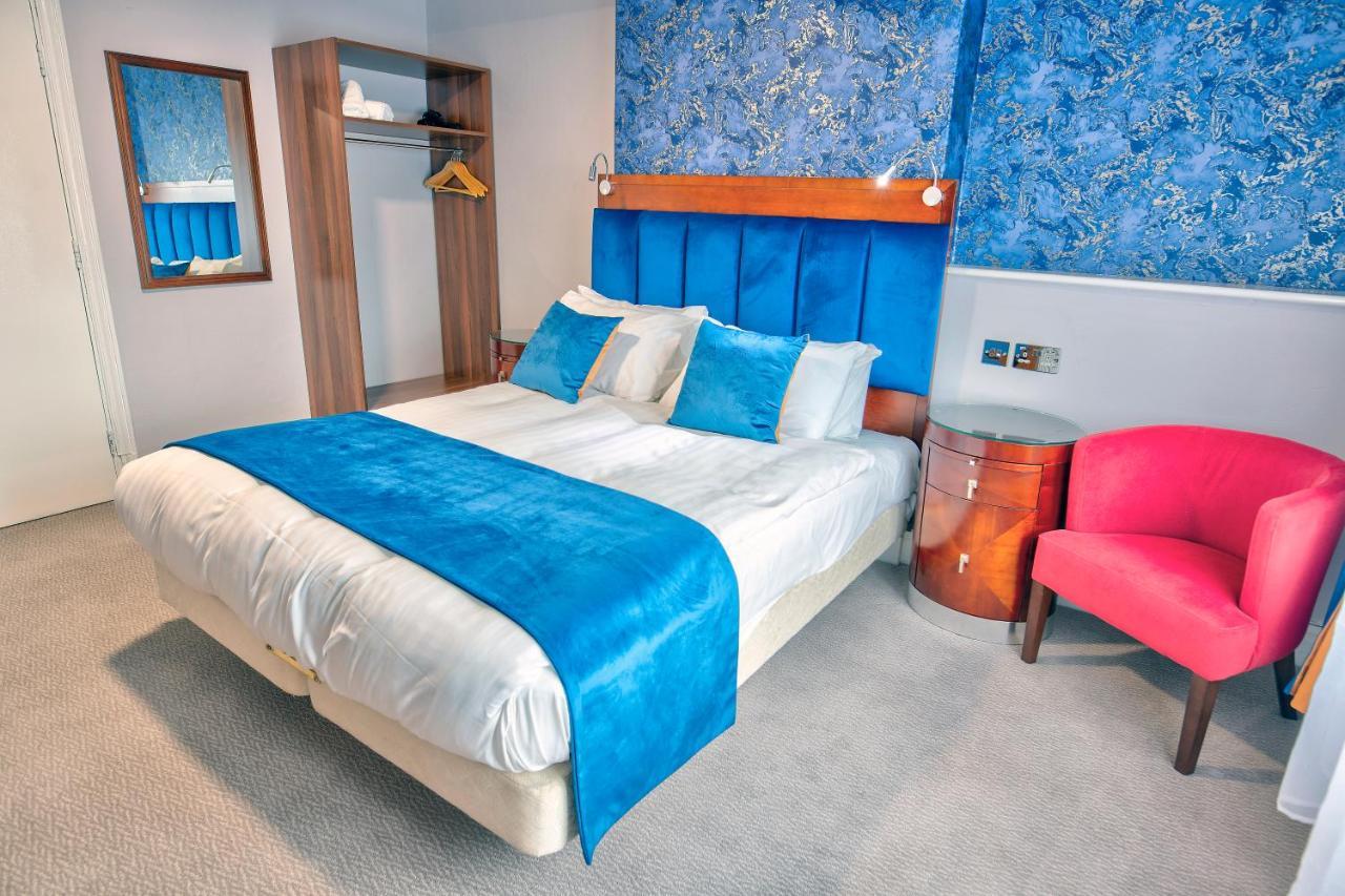 The Bridge Hotel Thrapston  Dış mekan fotoğraf