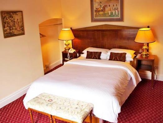 The Bridge Hotel Thrapston  Dış mekan fotoğraf